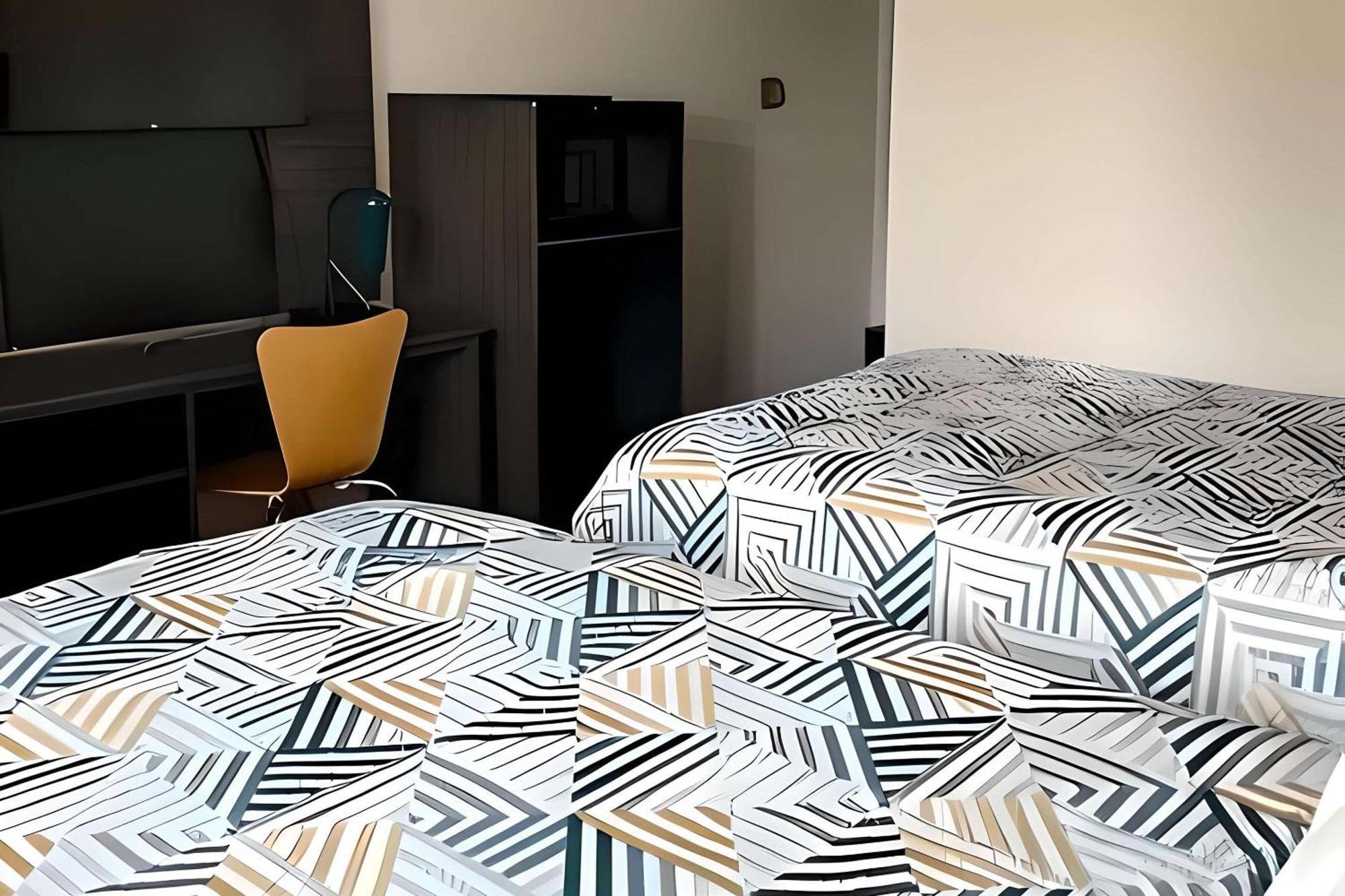 Park Inn By Radisson, تشيني المظهر الخارجي الصورة